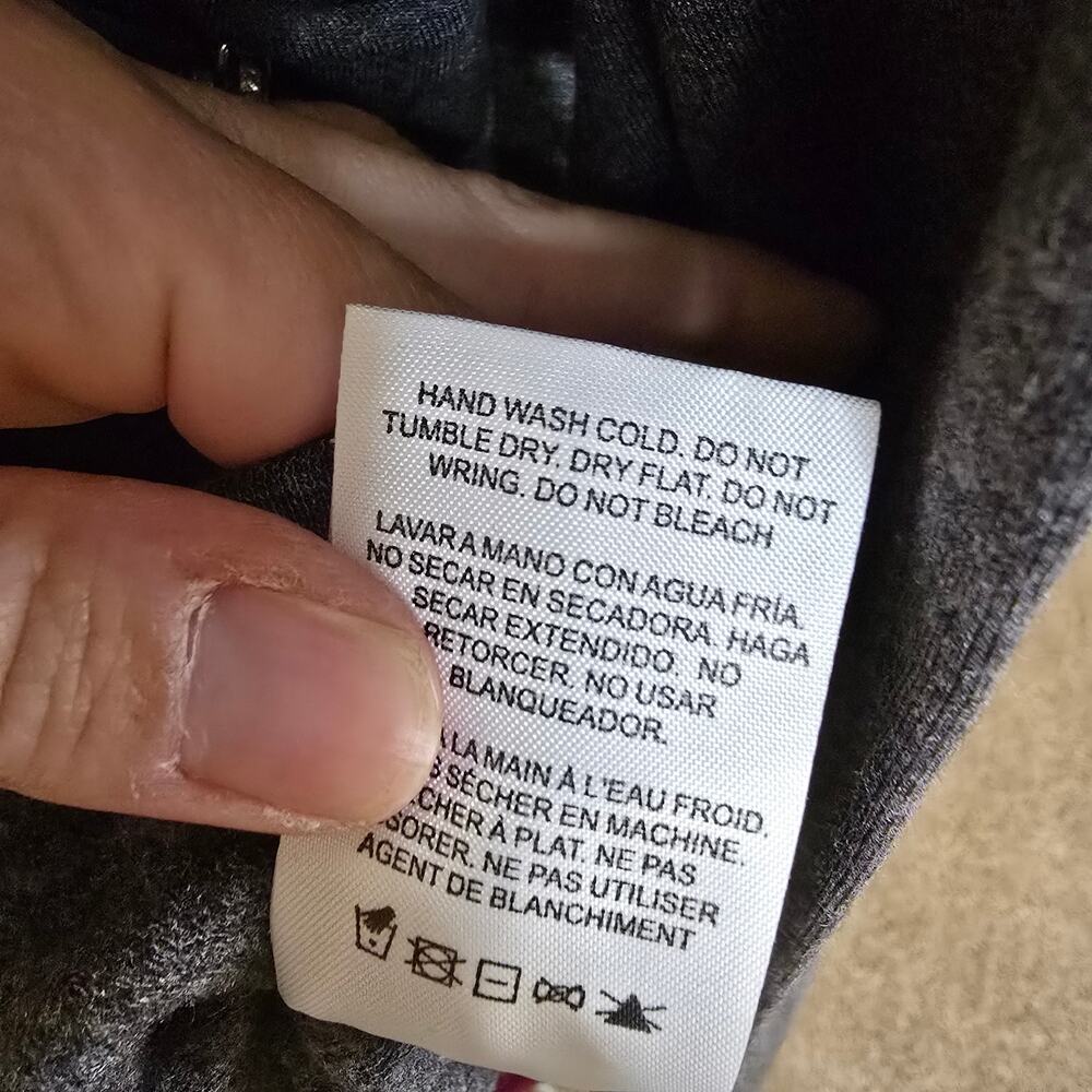NEW NWT Women's Thread & Supply Gray Oversized Comfy Sweatshirt | Size Small - Picture 10 of 10